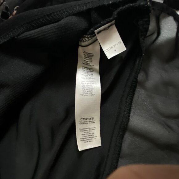 Chicos Sz 1 (U.S. 8/M) Black Velvet Burnout Floral Top Sheer Hem 3/4 Sleeve EUC - Picture 3 of 8